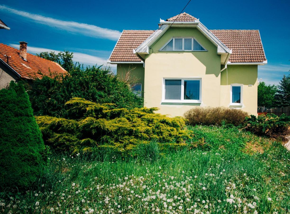 Castle Village Apartment Krásnohorské Podhradie 외부 사진